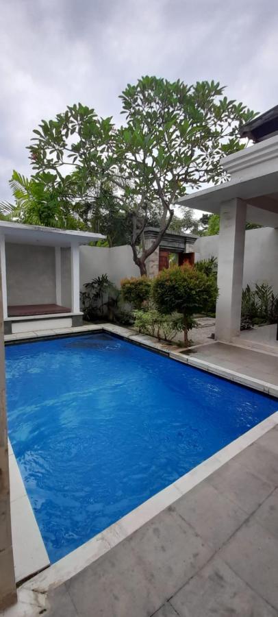 The Kayuputih Villa Lovina  Luaran gambar